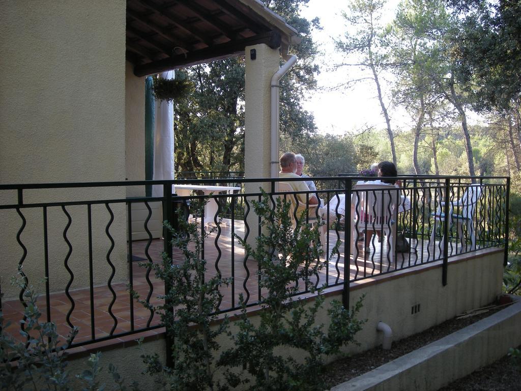 Bungalow Claret Vacquières Zewnętrze zdjęcie