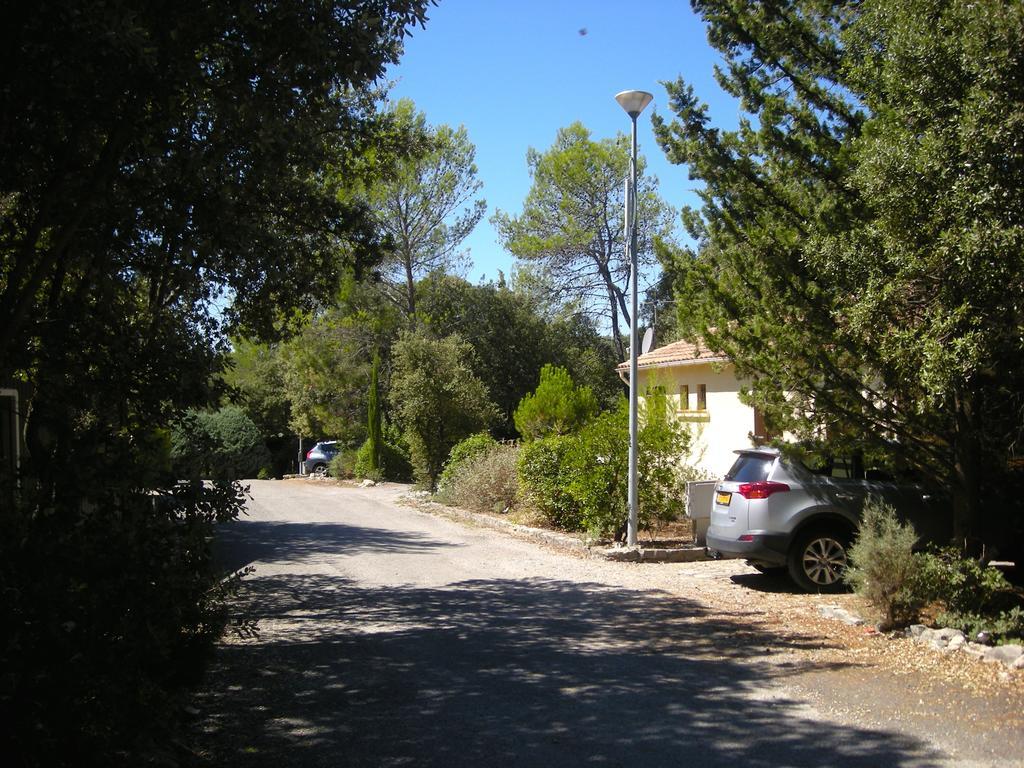 Bungalow Claret Vacquières Zewnętrze zdjęcie